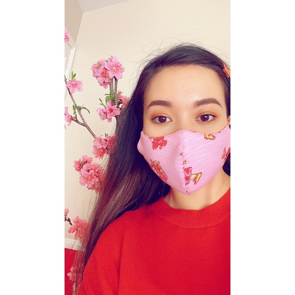 Poshmark profile picture for @ninny
